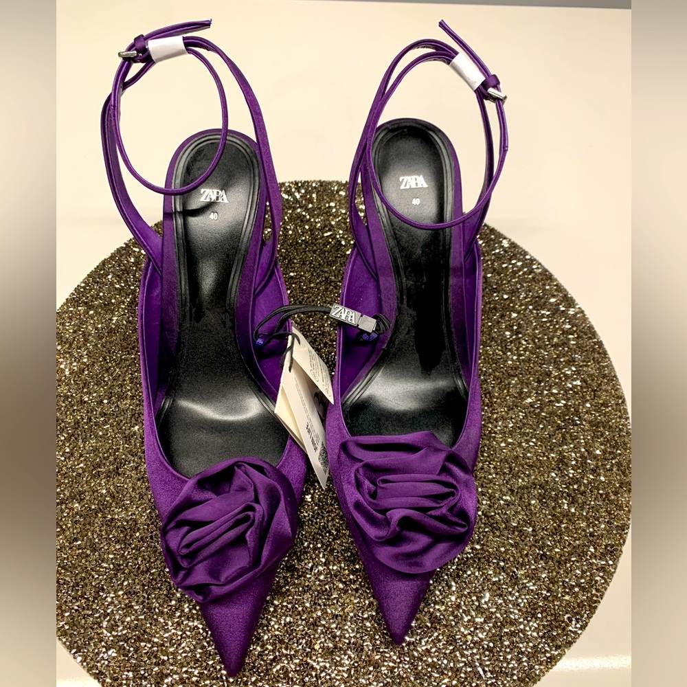 New Zara satin heels with flower design